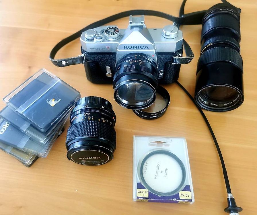 Konica Autoreflex T 1