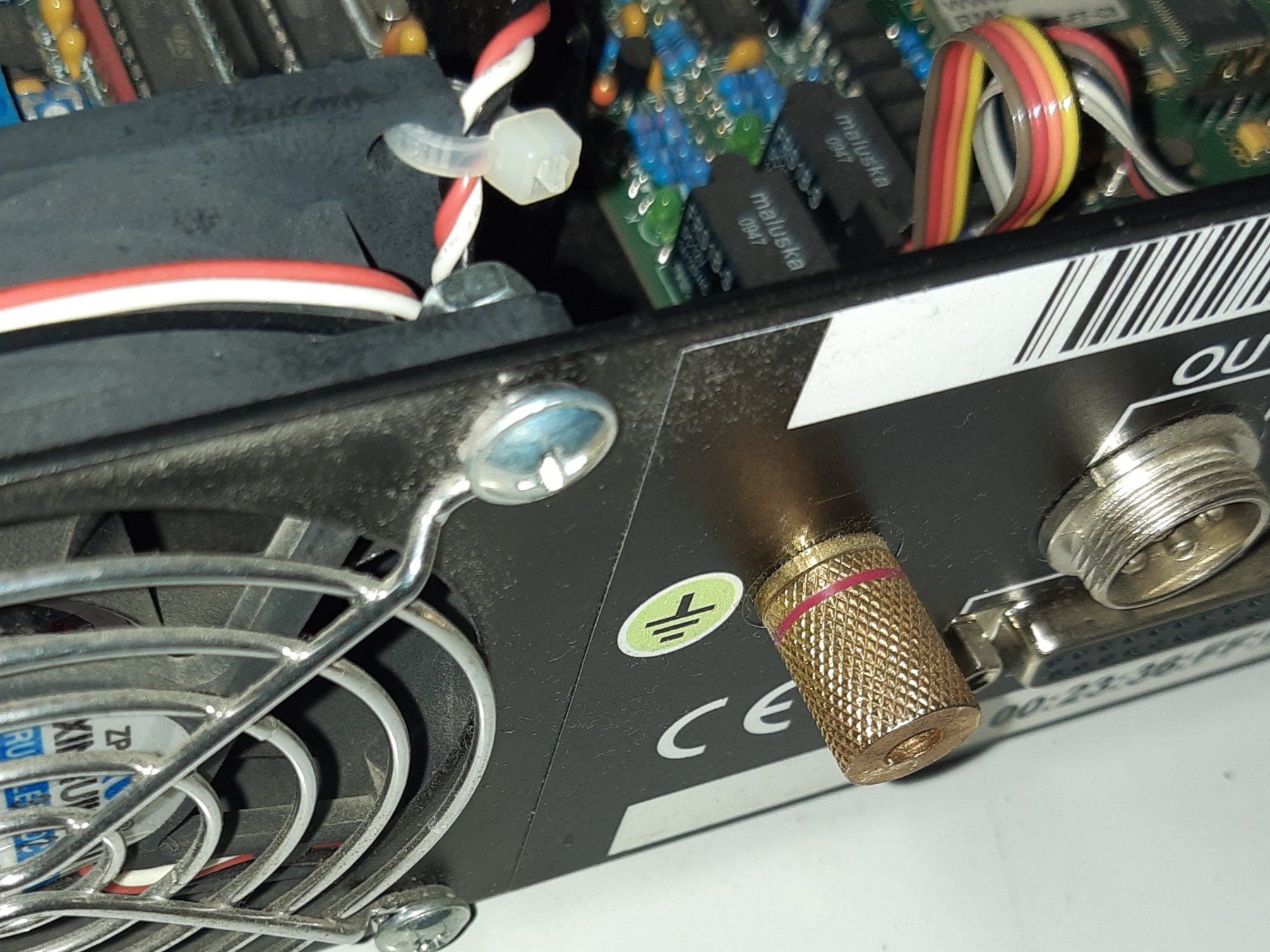 Componenti elettronici: Gerät mit Netzteil, Ringtrafo, Einschaltknopf, Venti etc. – Difettoso da Lohn-Ammannsegg venduto da Molch7 7