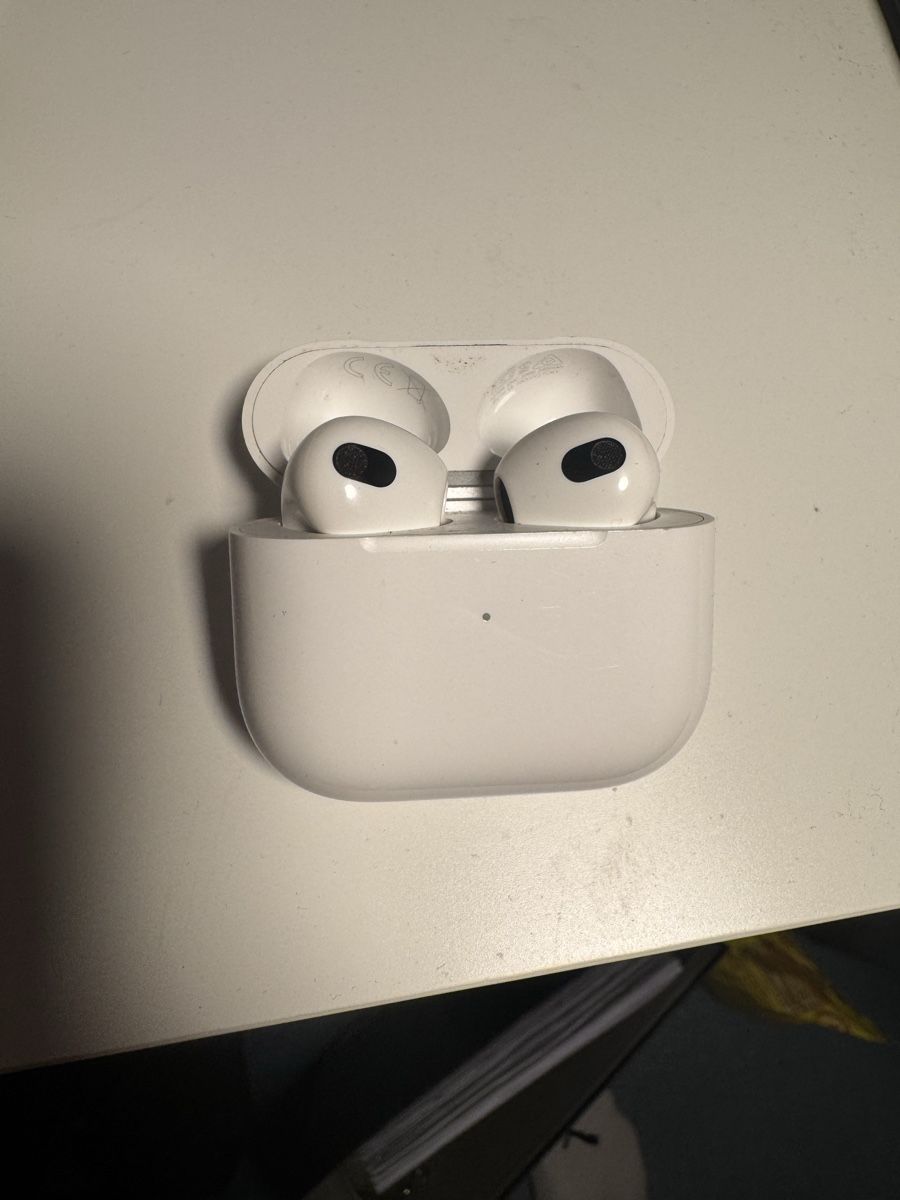 Apple Kopfhörer: Apple Airpods 3 – Gebraucht aus Sissach von D.Siech 3
