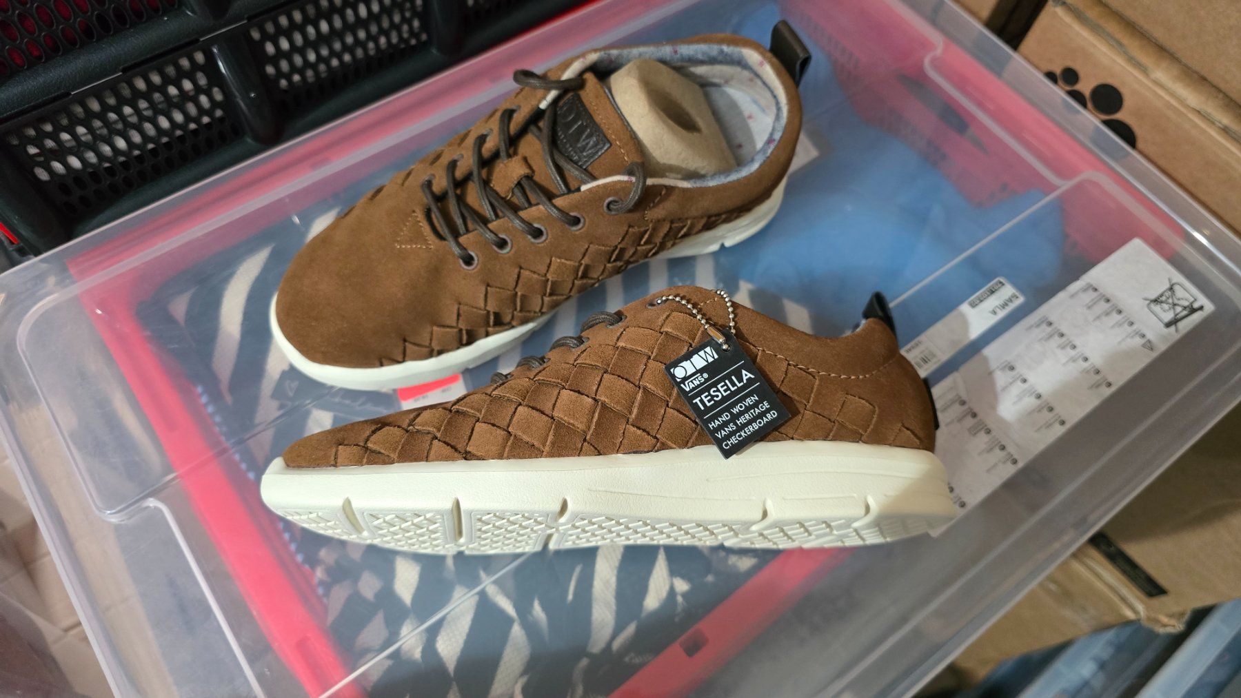 Vans Herrenschuhe: Vans OTW Tesella - 38.5 - Premium Sneaker – Neu (gemäss Beschreibung) aus Thalwil von VitaMini 3