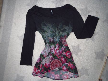 super süsses DESIGUAL Damen Shirt, Oberteil Gr S mit Volants