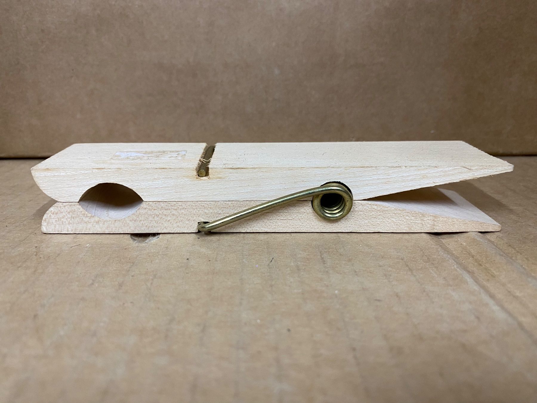 Articoli in legno: Holzklammer gross – Nuovo (secondo la descrizione) da Eschlikon TG venduto da ArtRec 3