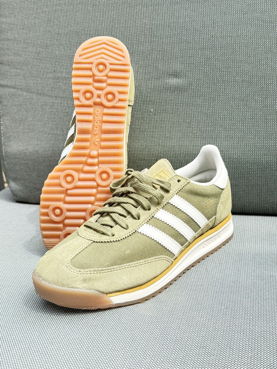 Adidas Scarpe da uomo: Adidas Gr 44 neu – Nuovo e nell'imballaggio originale da Roggwil TG venduto da Rutschmann