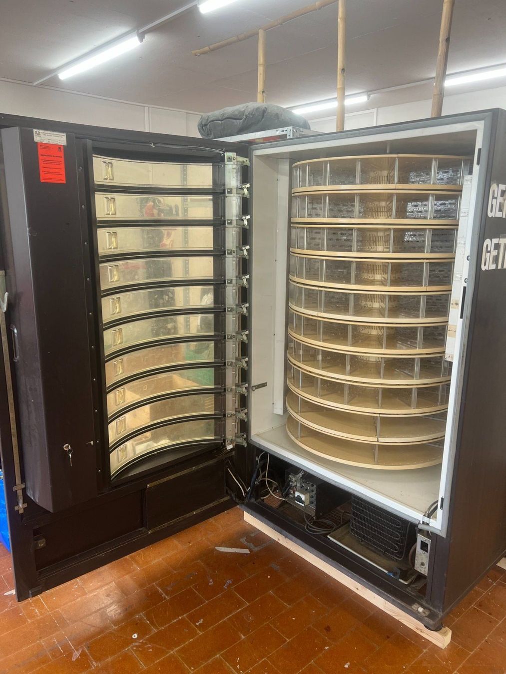 Selecta Sonstiges für die Gastronomie & Hotel: Selecta Automat – Gebraucht aus Basel von locolorenzo 2