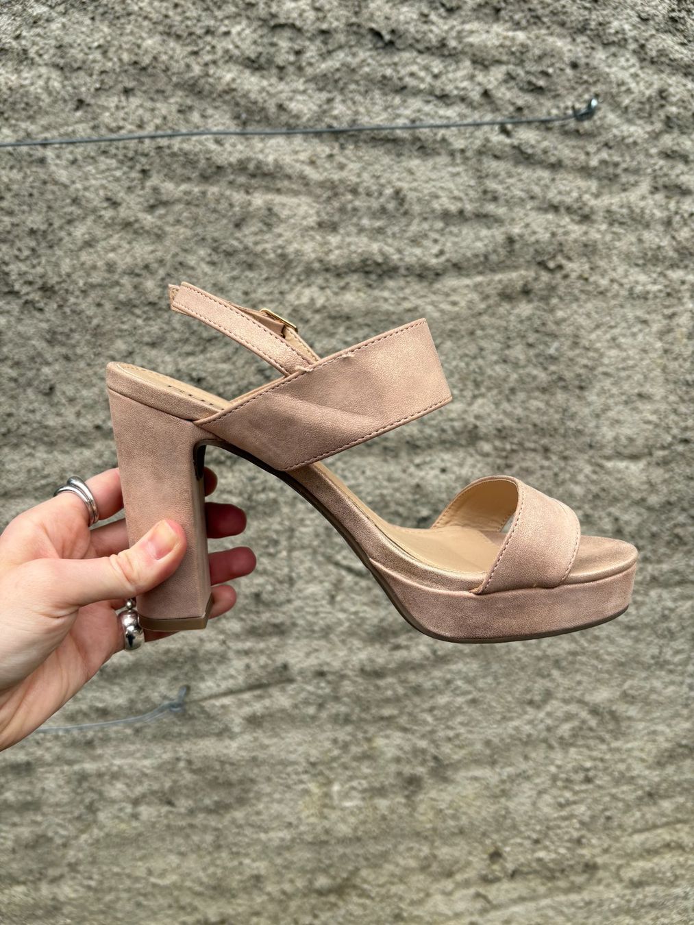 Cube Scarpe da donna: Highheel Sandalette mit Absatz /Plateau-Pumps rosaschimmernd – Usato da Wittnau venduto da cel_j8w9 2