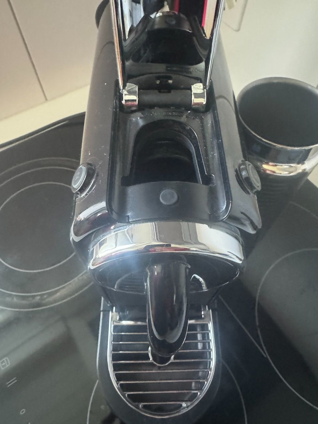 König Macchine per caffè & Macchine per espresso: Nespresso König Kaffeemaschine – Difettoso da Neftenbach venduto da Majjja 6