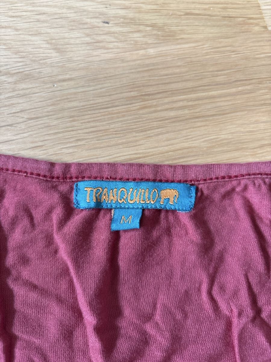 T-shirt: Tranquillo Shirt lang, schöner Rotton – Usato da Grosshöchstetten venduto da annalena288 2