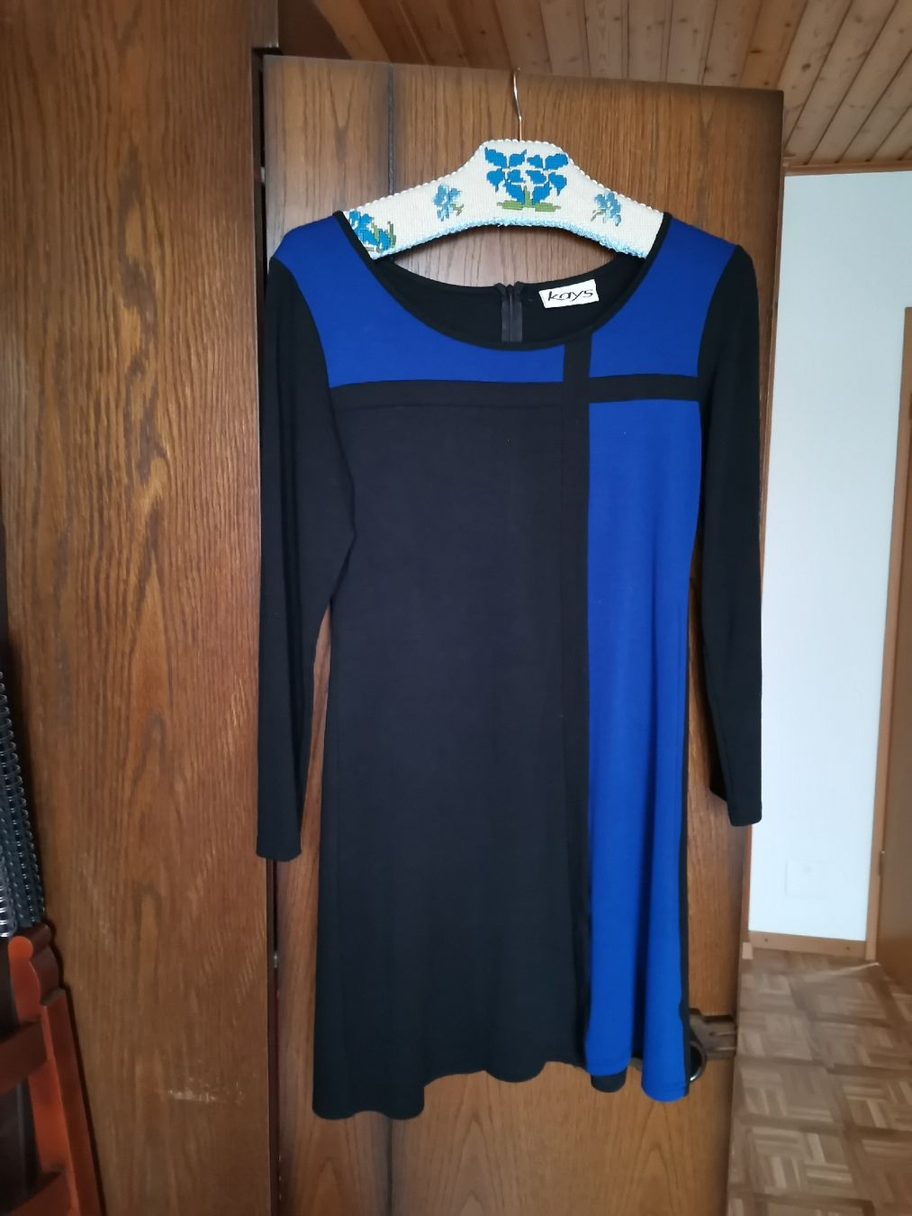 Kleider: Robe t 40 – Neu (gemäss Beschreibung) aus Cournillens von masoeur