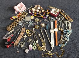 Grand lot de bijoux fantaisie vintage !