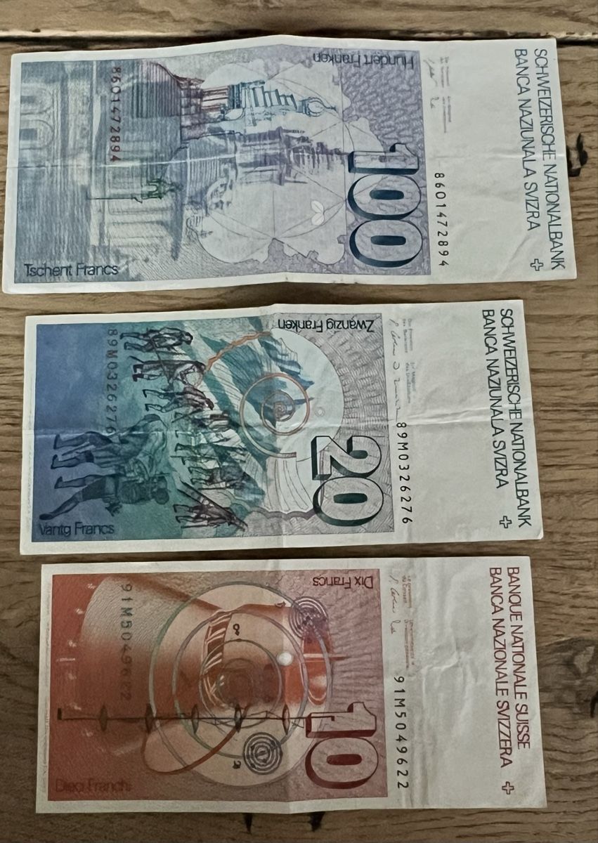 Banknoten: 100 Franken Note 20 Franken Note 10 Franken Note Schweiz  – Gebraucht aus Sevelen von Ritiplampi 1