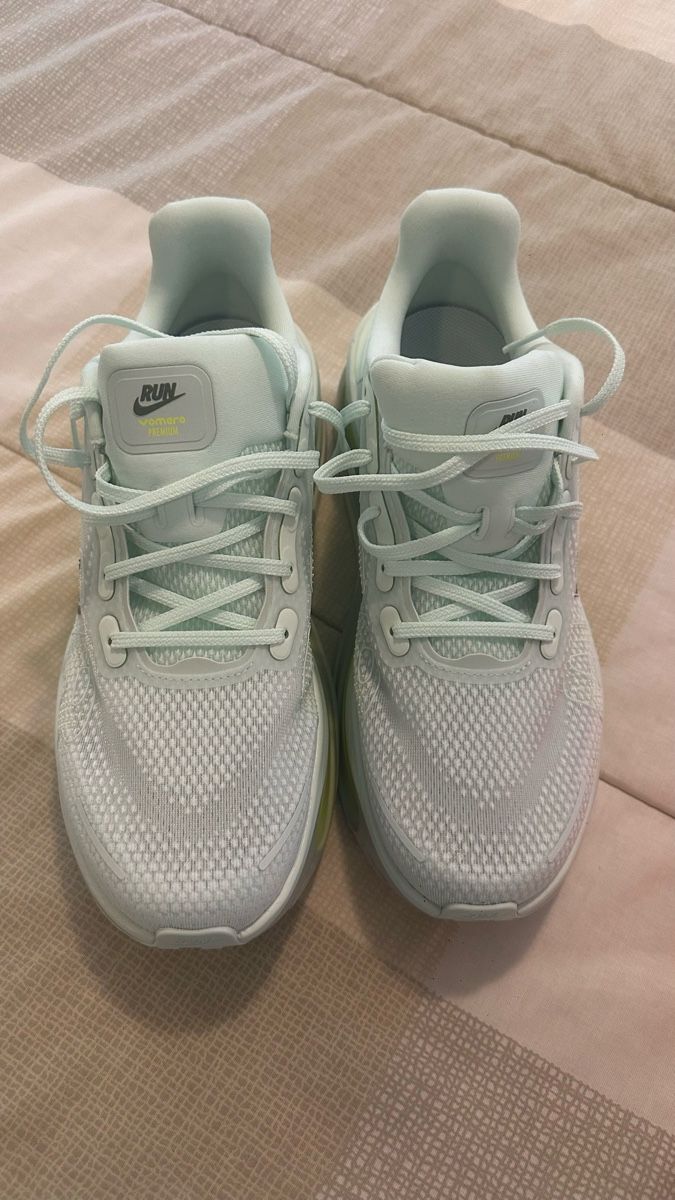 Nike Scarpe da uomo: Nike Vomero Premium Green/White – Nuovo e nell'imballaggio originale da Oberrieden venduto da jon_5cl2 3