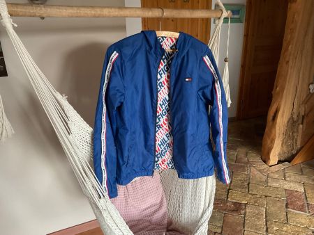 Tommy Hilfiger Herbstjacke. Alle Beide Seite tragbar.