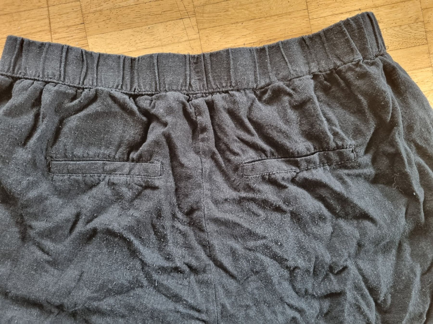 Vero Moda Pantaloni: Cute Summer Shorts black – Usato da Rüti ZH venduto da irima_vanya 3