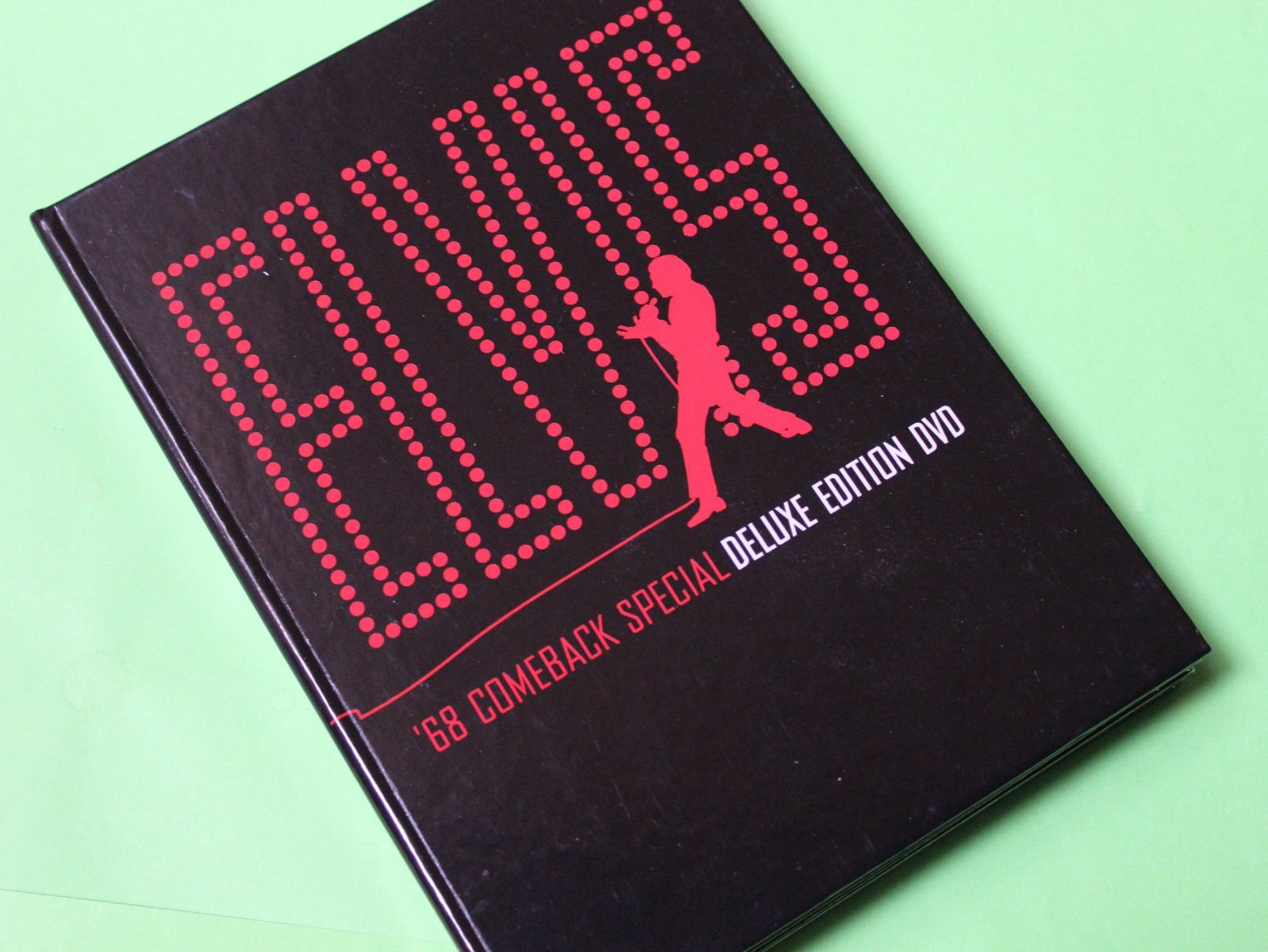 Tutti i DVDs: ELVIS PRESLEY -  '68 COMEBACK (SPECIAL DELUXE EDITION) 3DVD – Nuovo (secondo la descrizione) da Tübach venduto da JamesStone