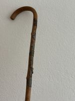Antiker Spazierstock,Holzstock mit Zierelementen zu verkaufe
