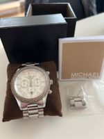 Montre Femme Michael Kors Chronographe Argentée pile neuve