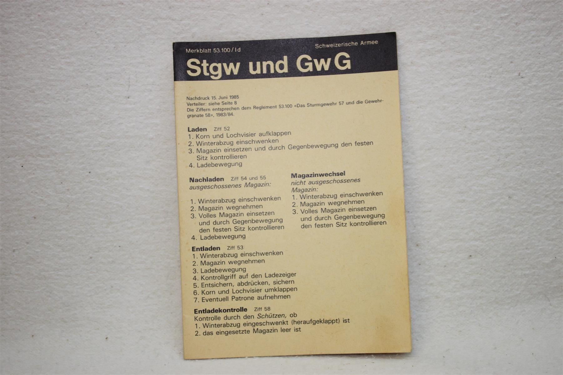 Libri: Schweizer Militär. 4 St. Reglemente – Usato da Thun venduto da Fbchm 2