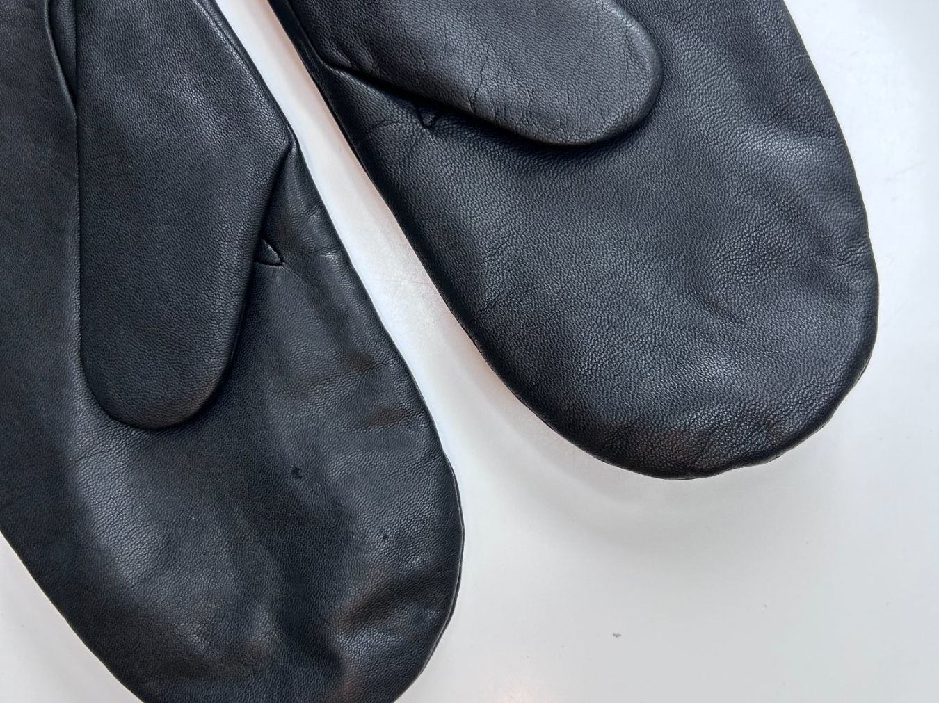 H&M Gants & mitaines : H&M Lederfäustlinge – D'occasion à St. Gallen par look-twice 4