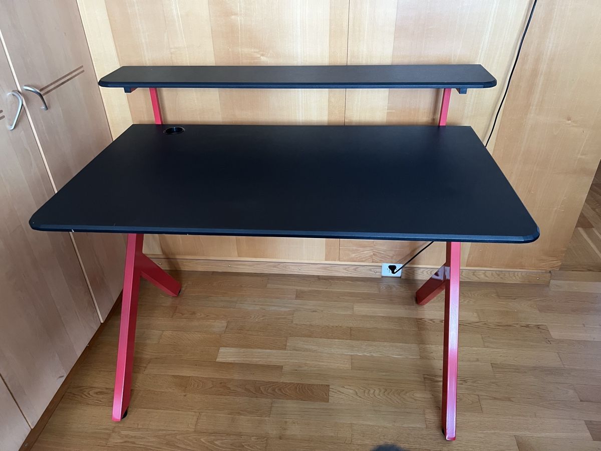 Schreibtische: Gamingtisch Bürotisch – Gebraucht aus Henau von pacogima 1