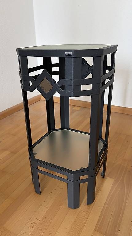 Tavoli: Beistelltisch Jugendstil – Usato da Muttenz venduto da lillizoo