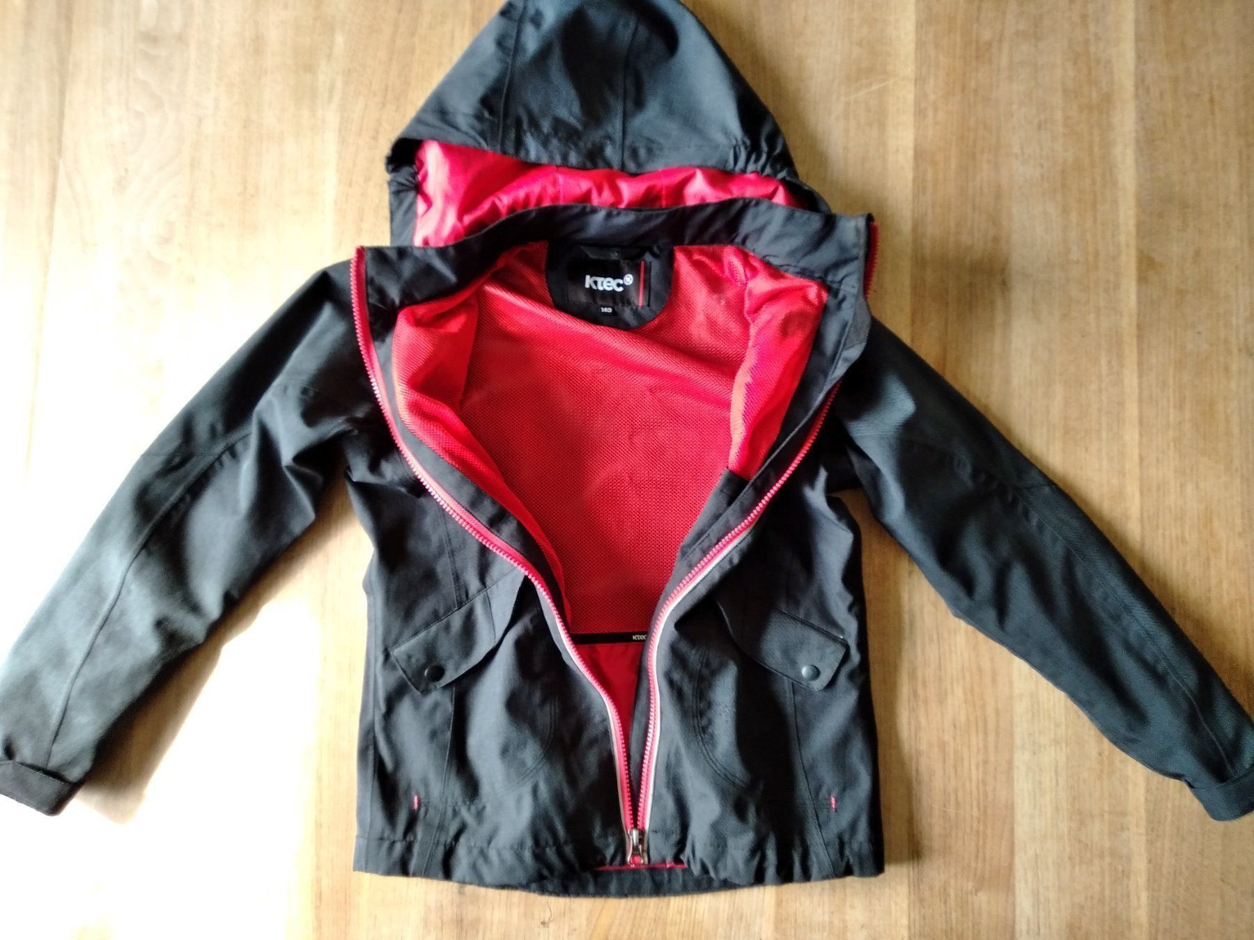 Giacche & Cappotti: Windjacke Grösse 140 – Usato da Embrach venduto da S24ch 1
