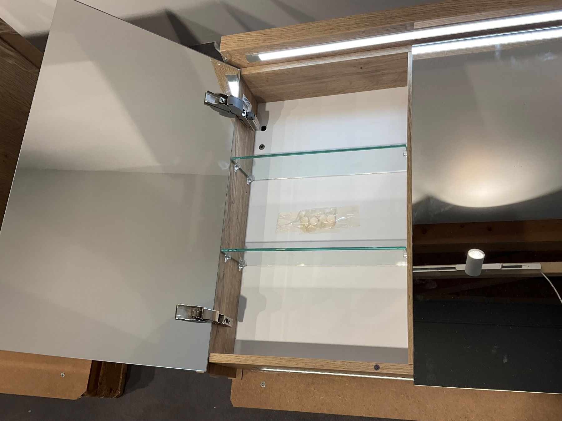 Mobili per bagno: 062 Conform Badmöbelkombination, Holzoptik, grau, 122cm – Nuovo (secondo la descrizione) da Derendingen venduto da Meisterstuecke 6