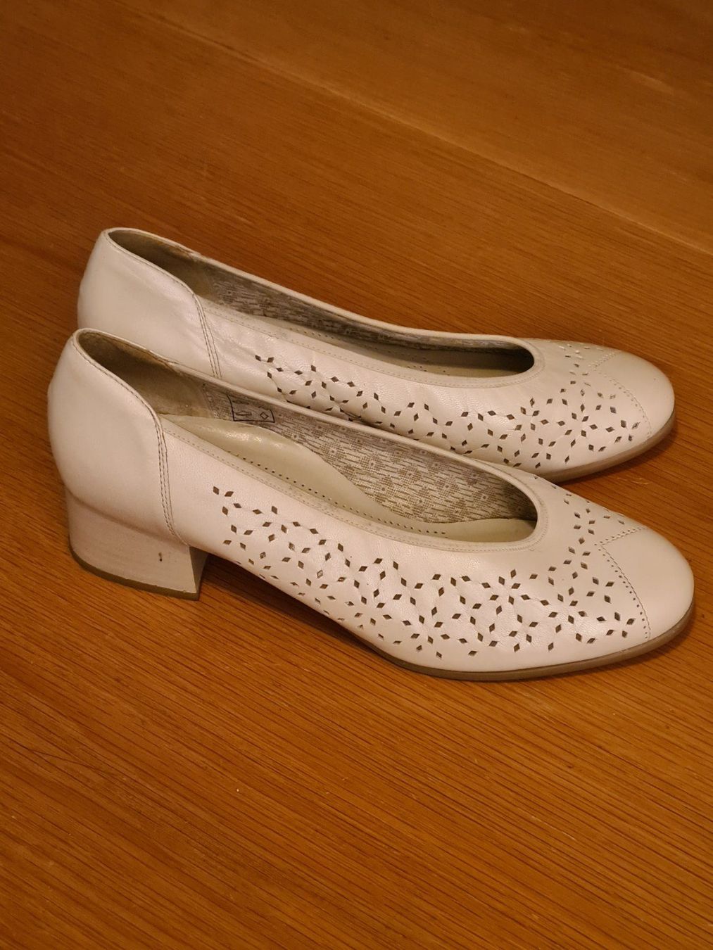 Scarpe da donna: Pumps Grösse 38 – Usato da Olten venduto da chaas21
