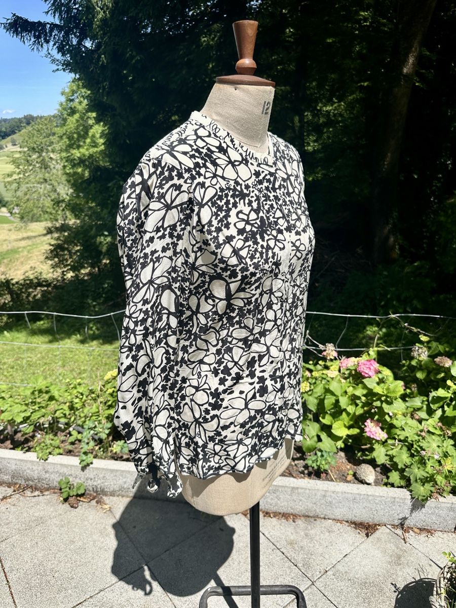 Ensoie Camicette: EnSoie Floris Seidenbluse Gr. 2 Handmade 100% Seide – Nuovo (secondo la descrizione) da Aeugstertal venduto da AppleMirabelle 1