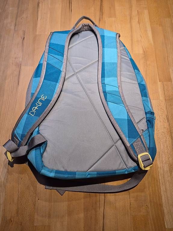 Dakine Rucksäcke: Dakine Rucksack – Gebraucht aus Appenzell von mfi_w59s 1