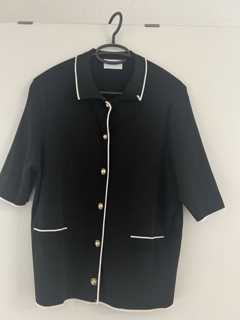 Schwarze Strickjacke / Shirt von Jake*s