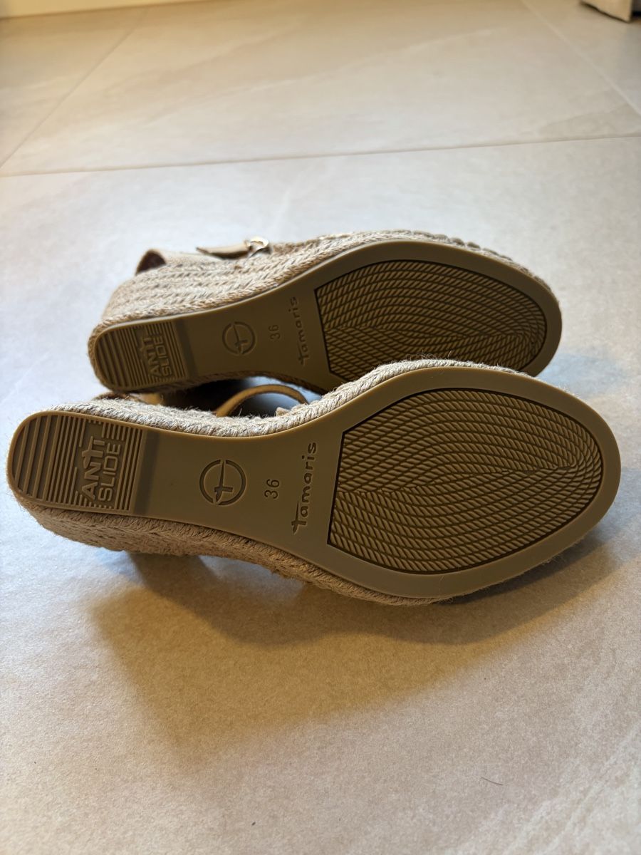 Tamaris Damenschuhe: Tamaris Espadrill – Neu (gemäss Beschreibung) aus Glarus von mephisto67 2