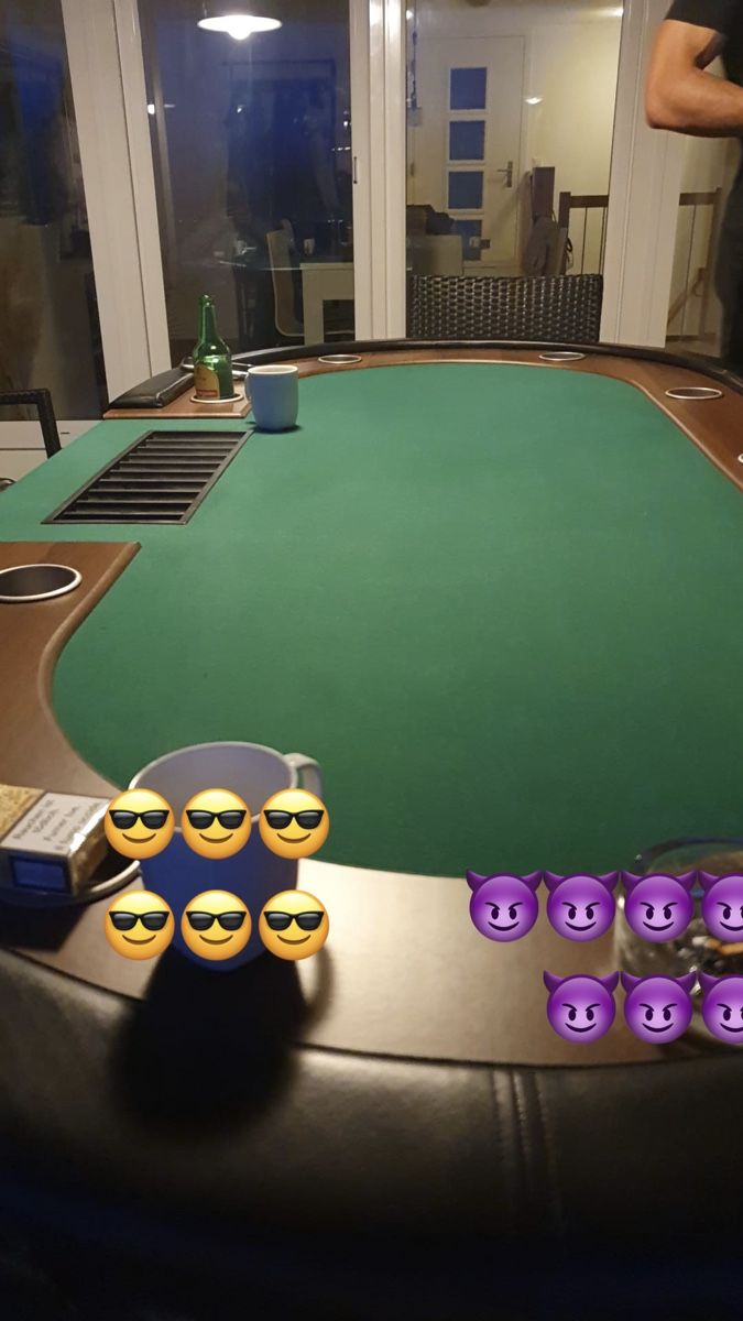 Giochi: Pokertisch und Pokerkoffer – Nuovo (secondo la descrizione) da Degersheim venduto da j_a_56dc