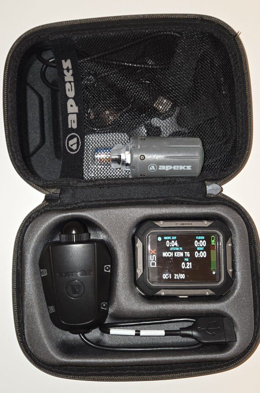 PC: Apeks DSX Trimix- & Tech-Tauchcomputer mit Tanksender – Usato da Winterthur venduto da carvercc 1