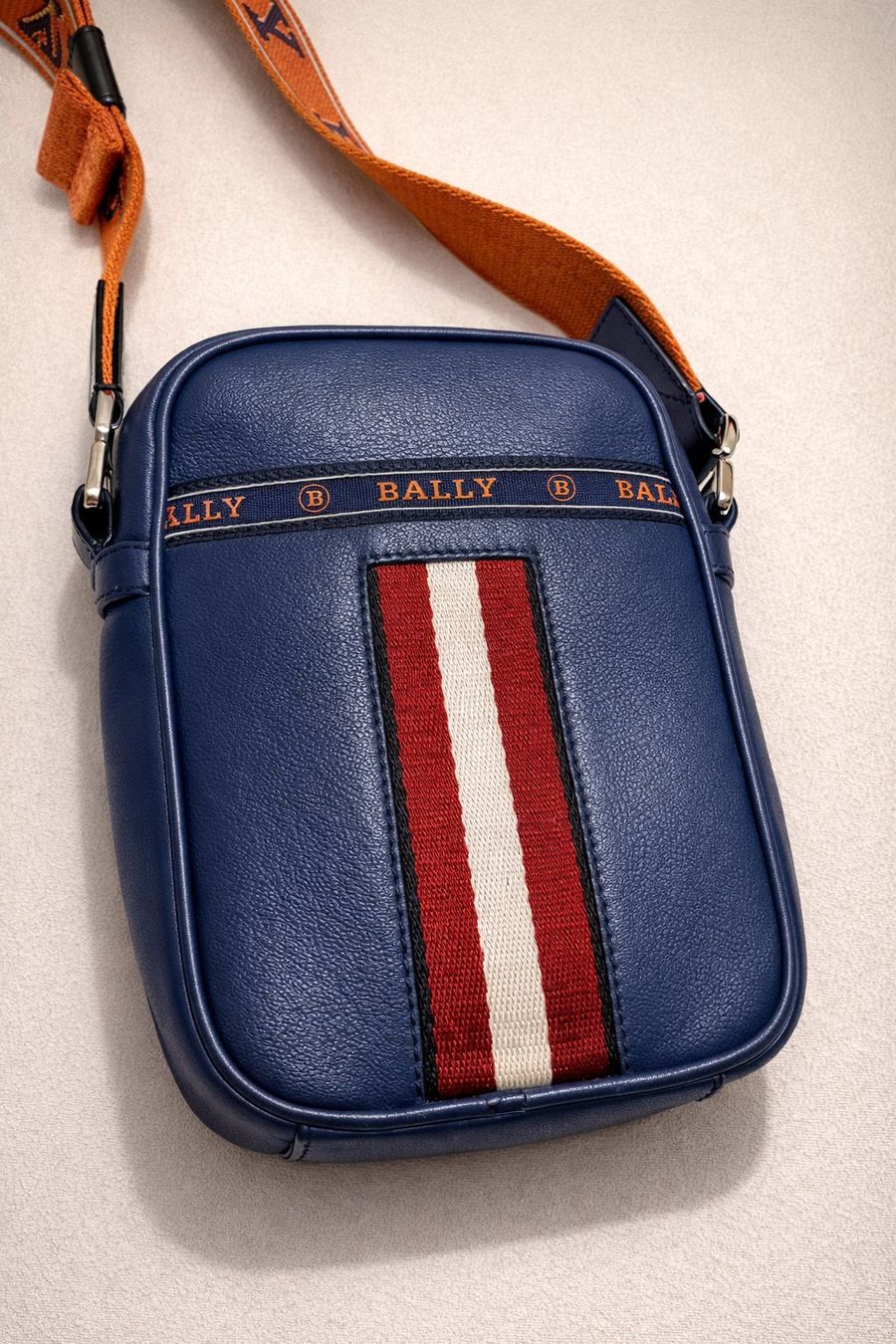Bally Borse: BALLY TASCHE – Nuovo (secondo la descrizione) da Erlinsbach SO venduto da DesignerByNeven