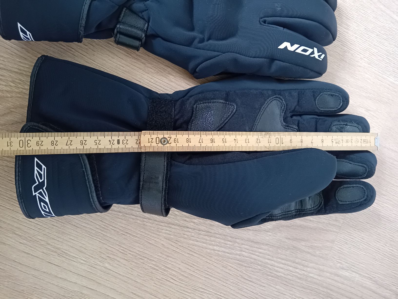 Handschuhe & Handstulpen: sehr warme wasserdichte Motorrad Handschuhe – Gebraucht aus Zürich von Gillheri 3