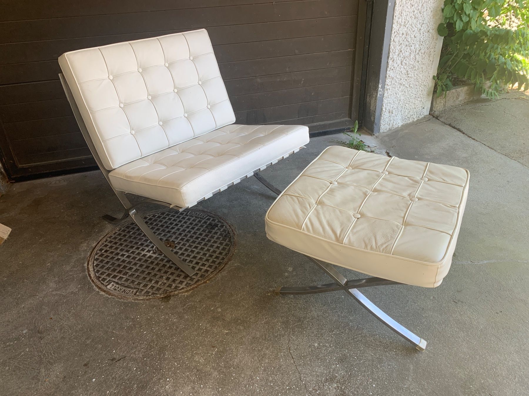 Poltrone: Barcelona Chair – Usato da Grenchen venduto da Bsta