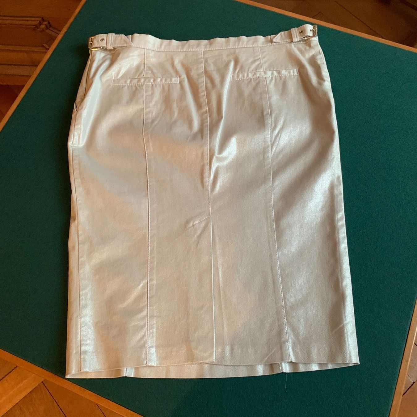 Moschino Röcke: MOSCHINO Silber metallic Jeans Rock Gr. 44IT – Gebraucht aus Interlaken von Bona55 9