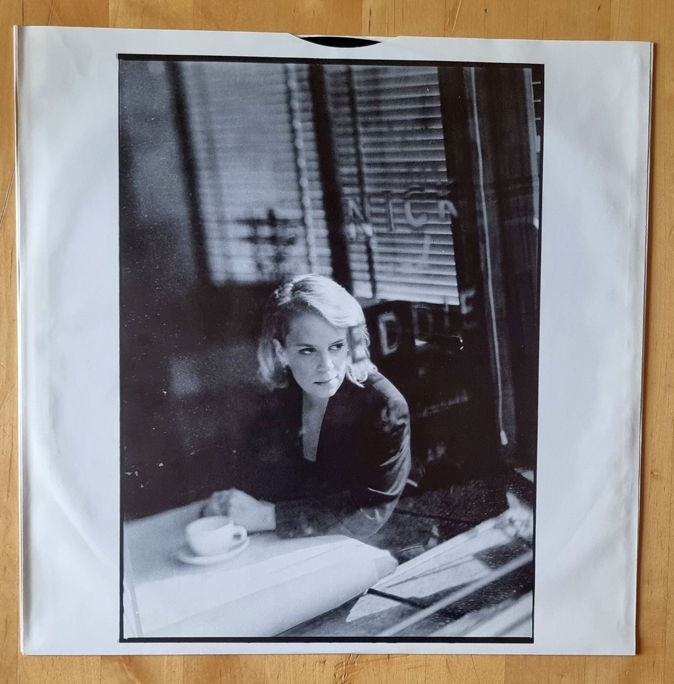 Dischi in vinile: LP Mary Chapin Carpenter "Come On Come On" (US/NL 1992) mint – Nuovo e nell'imballaggio originale da Luzern venduto da Frizzz 2