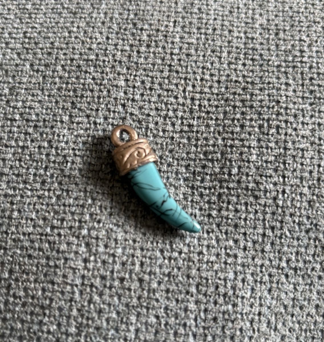 Ciondoli: Pendentif Corne Turquoise Style Bohème Chic – Nuovo (secondo la descrizione) da St-Pierre-Clages venduto da aur_kds8