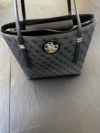 Guess Tasche