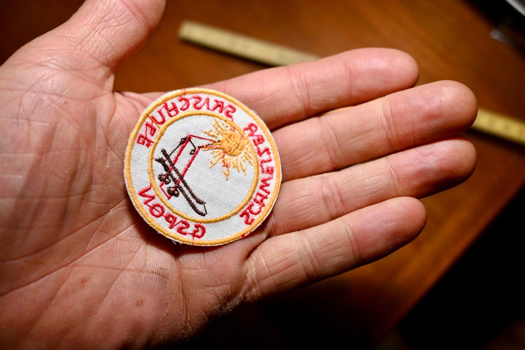 Placchette & Badge: PATCH Schweizer Skischule Gspon BADGE – Usato da Pfaffhausen venduto da mono_rec 4
