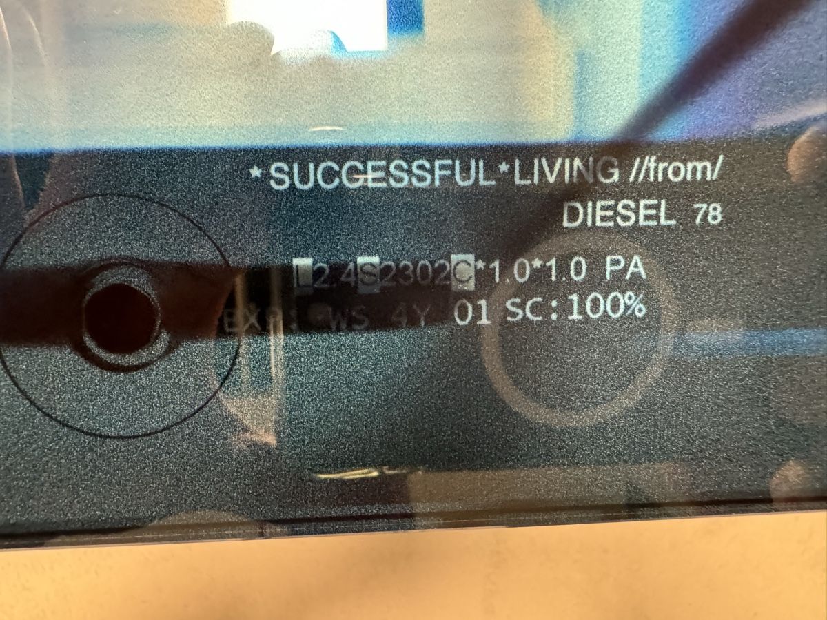 Set di tavolo e panche: Diesel by Moroso xradio razza Tischset – Nuovo (secondo la descrizione) da Lohn-Ammannsegg venduto da Businessangel 2
