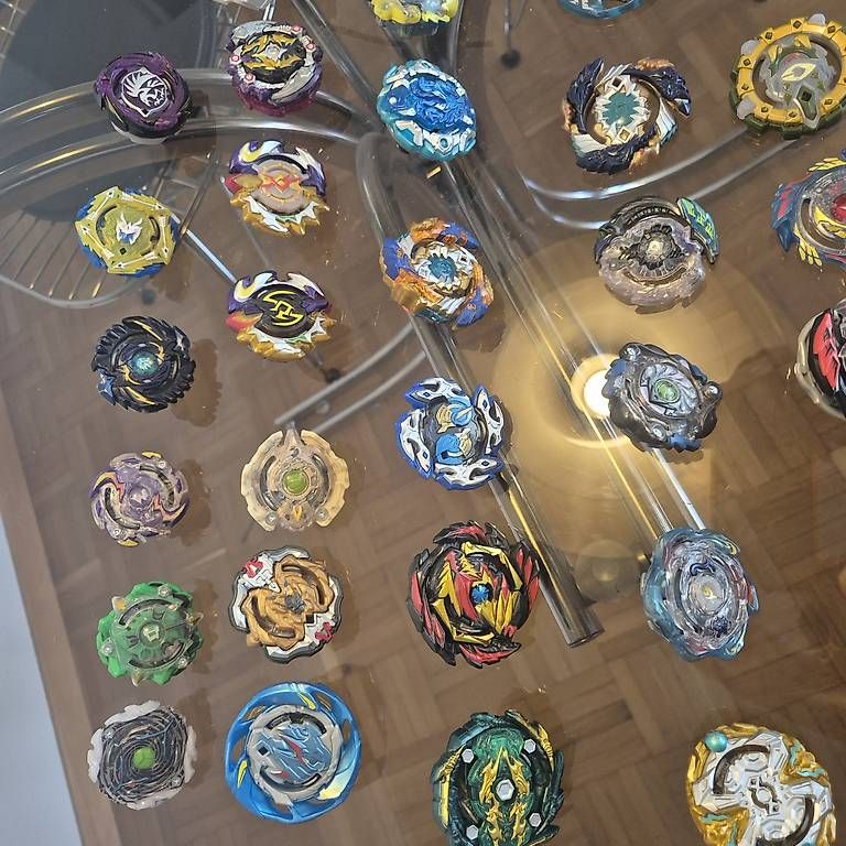 Spielzeuge: Beyblades – Gebraucht aus Solothurn von andrea2011 3