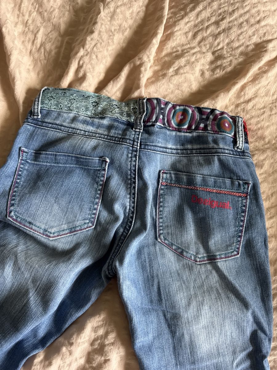 Desigual Pantaloni: Desigual Jeans Mädchen 9/10 – Usato da Hägendorf venduto da laumatt 2