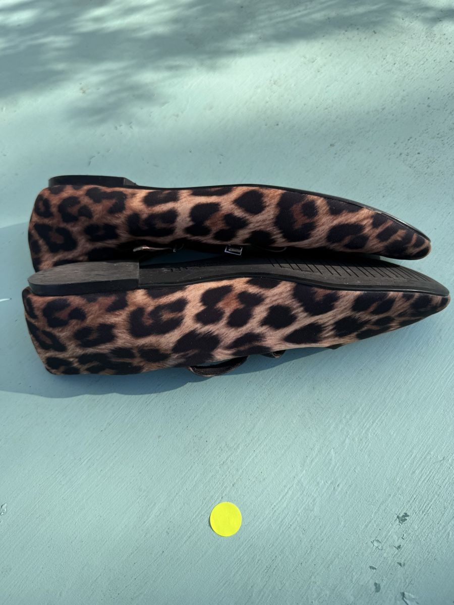 Scarpe da donna: Ballerinas mit Leo-Muster Grösse 40, gebraucht – Usato da Maur venduto da Marie.5 3