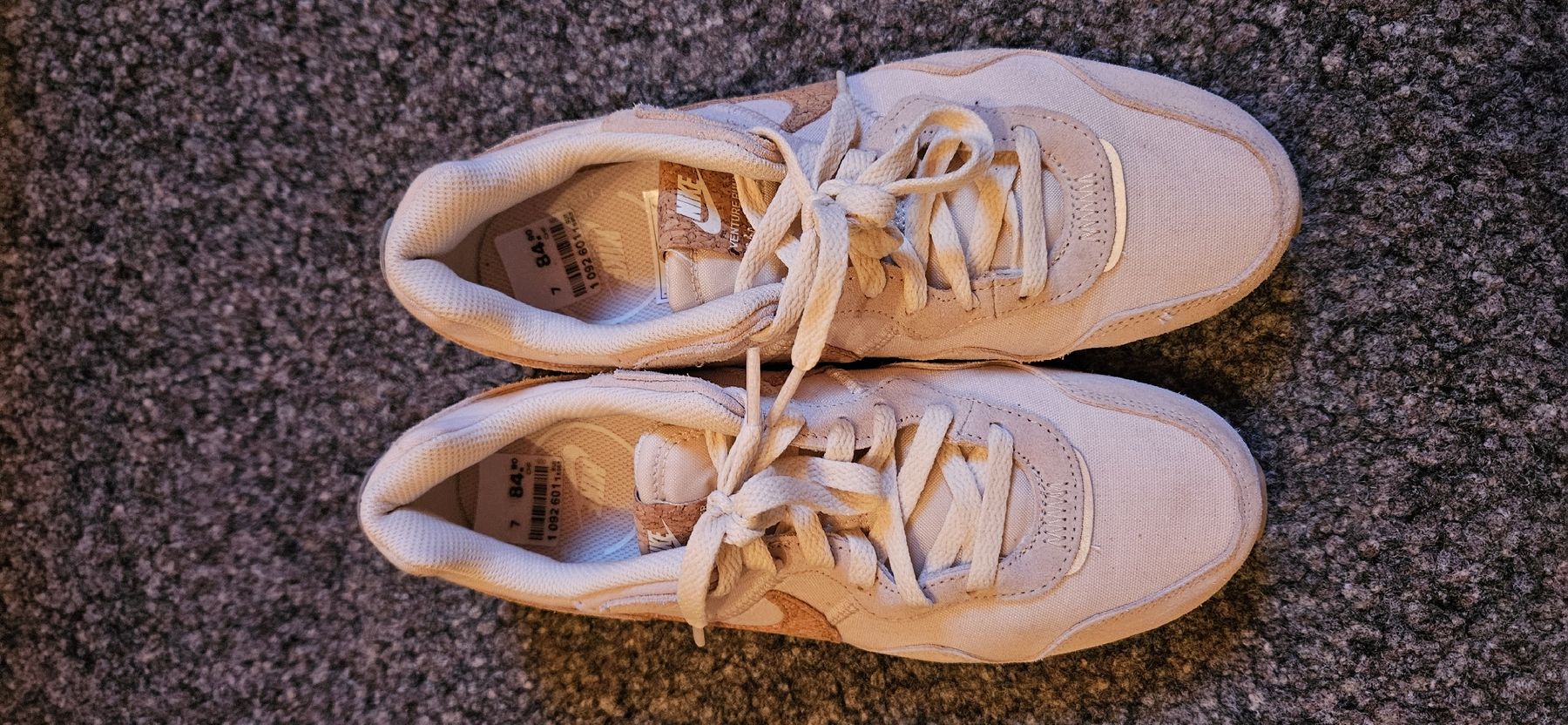 Nike Scarpe da uomo: Nike Schuhe, 1-3mal getragen – Nuovo (secondo la descrizione) da Ziefen venduto da flu_7slg