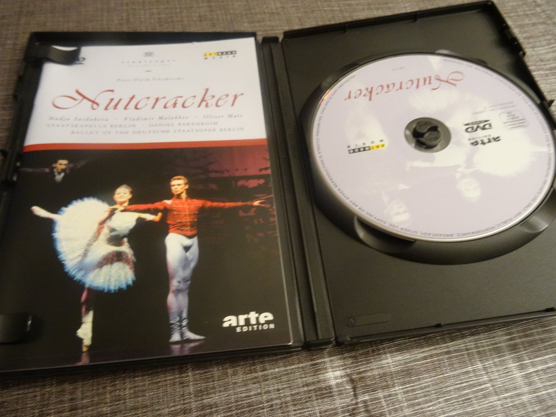 Tutti i DVDs: Nutcracker  Ballett Tchaikovsky Nussknacker DVD – Usato da Olten venduto da Disc-Ausverkauf 1