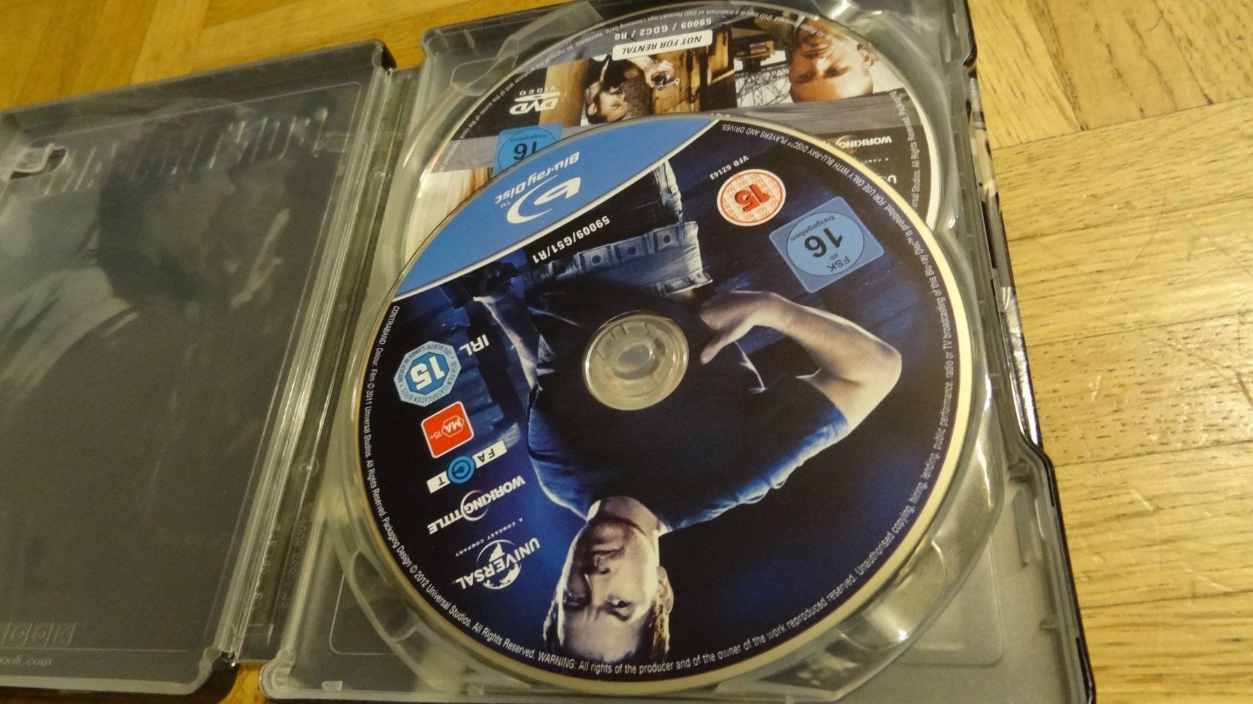 Tutti i DVDs: Contraband STEELBOOK BLU-RAY – Usato da Olten venduto da Disc-Verkauf 1