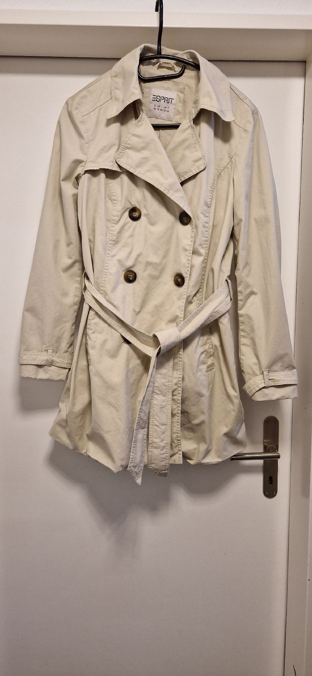Esprit Cappotti: Esprit Trenchcoat – Nuovo (secondo la descrizione) da Metzerlen venduto da chimeira86