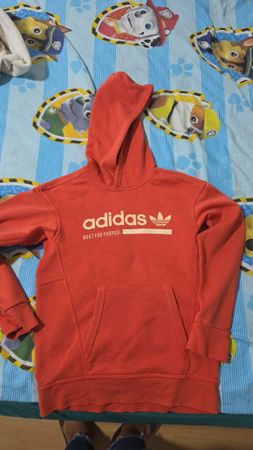 Adidas Kapuzenpullover mit Logo Grösse S guter Zustand